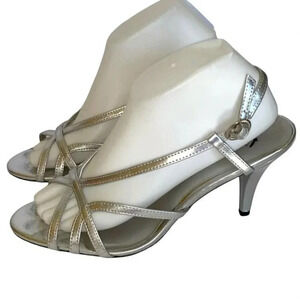 Fioni 9W metallic silver 3” heels EUC